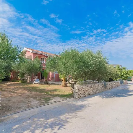 By The Sea - 18533 Apartman Vir