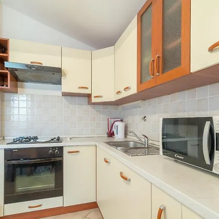 By The Sea - 18533 Apartman *