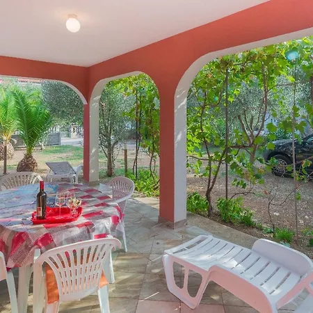 Appartamento By The Sea - 18533 Vir